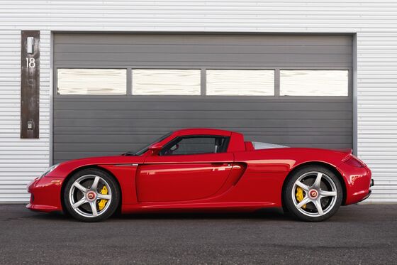 At $1.9 Million, Porsche Carrera GT Sets Online Sale Record