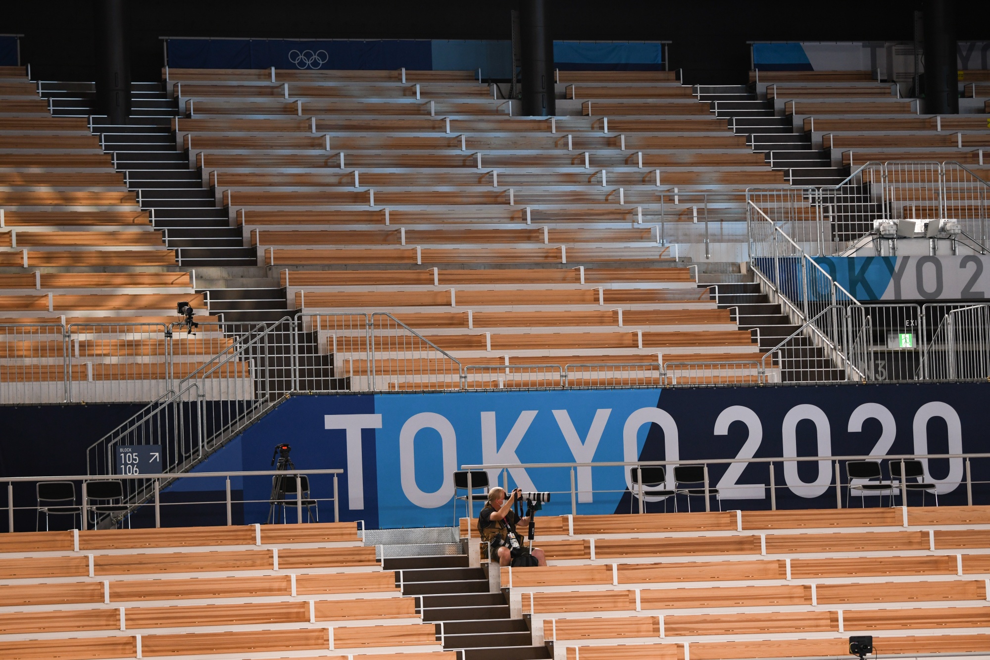 コラム】東京五輪は大惨事、あの大合唱はどうなった－リーディー - Bloomberg