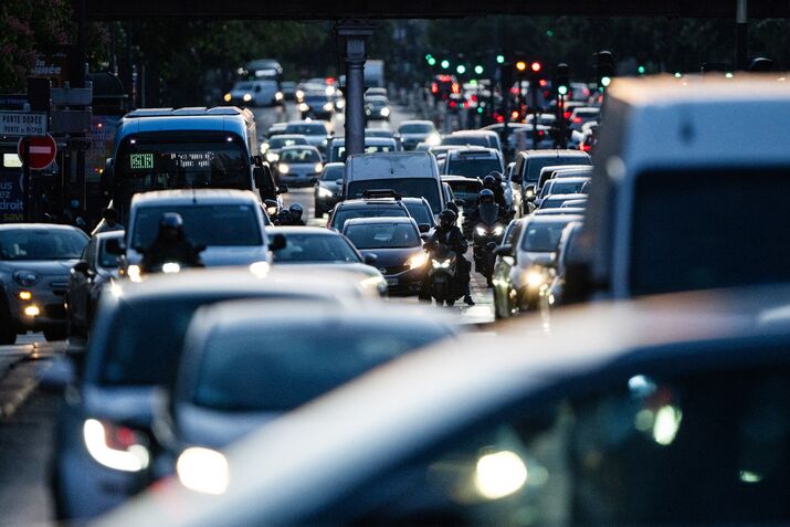 Traffic in Paris