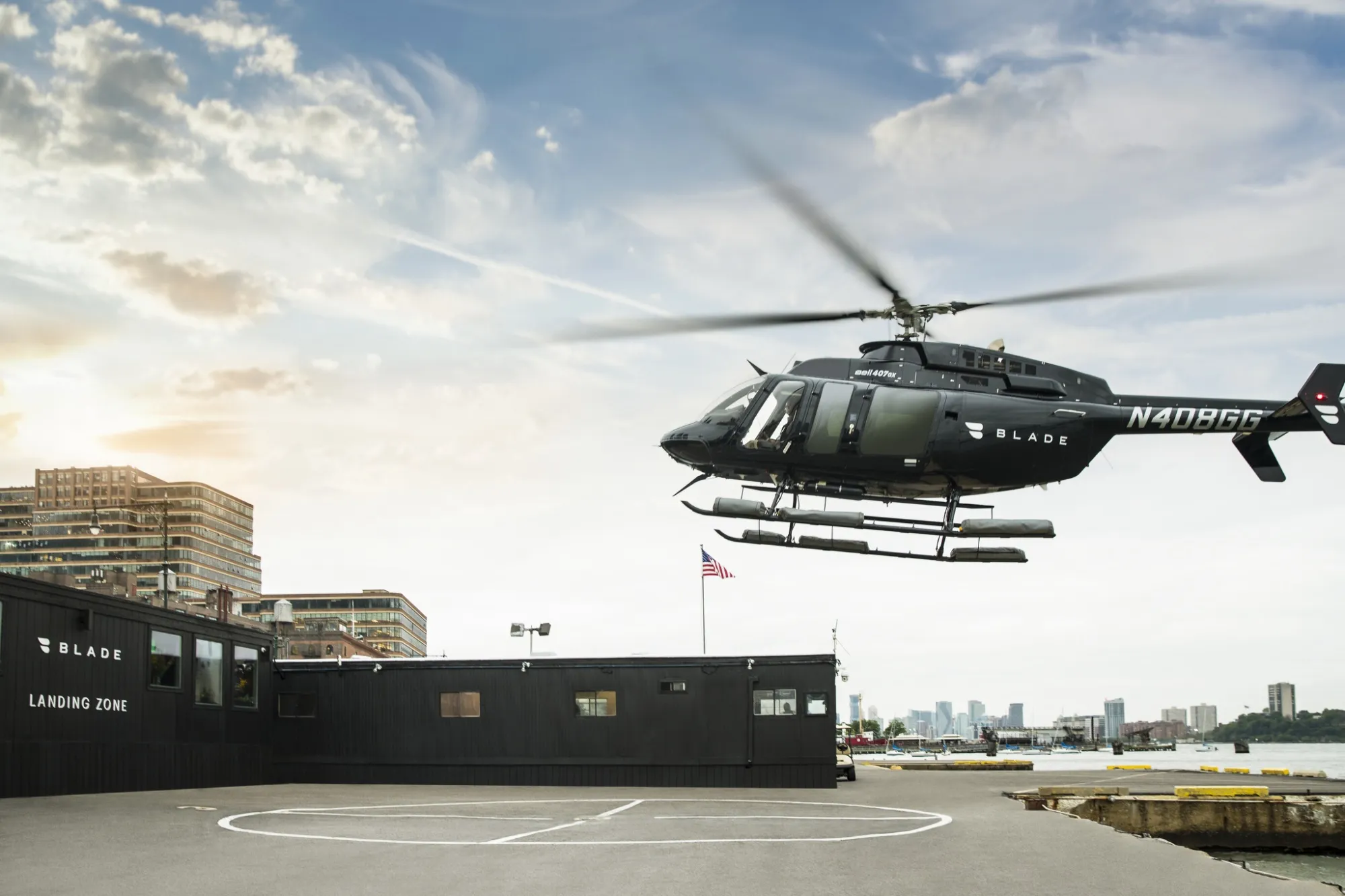 A Blade helicopter lands in Manhattan.