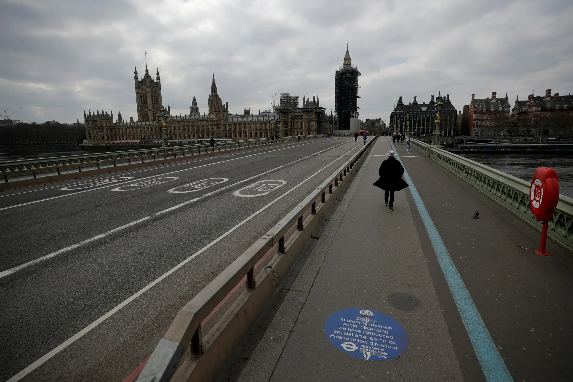 A deserted Westminster Bridge and Houses of Parliament, during England’s third coronavirus lockdown, in London, in 2021.
