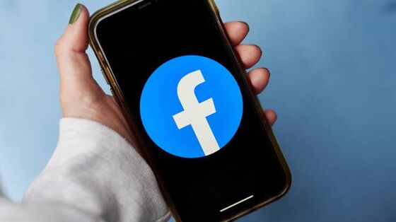 Facebook Wins Dismissal of U.S., States’ Monopoly Lawsuits