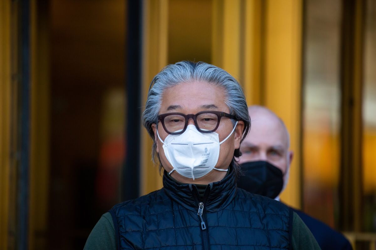 Masks Fog Up Glasses. The Solutions Are Weird - WSJ