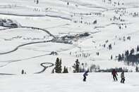 Skiers at Jackson Hole Ski, Jackson Hole, Wyoming, United States of America, North America