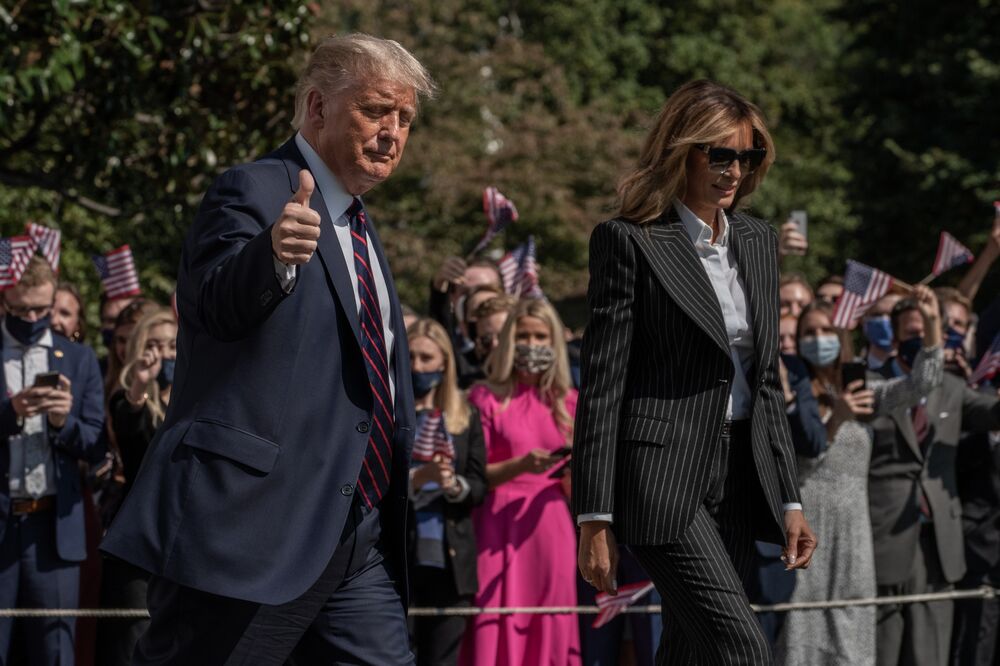 トランプ氏とバイデン氏が非難の応酬 司会者もお手上げ 討論会 Bloomberg