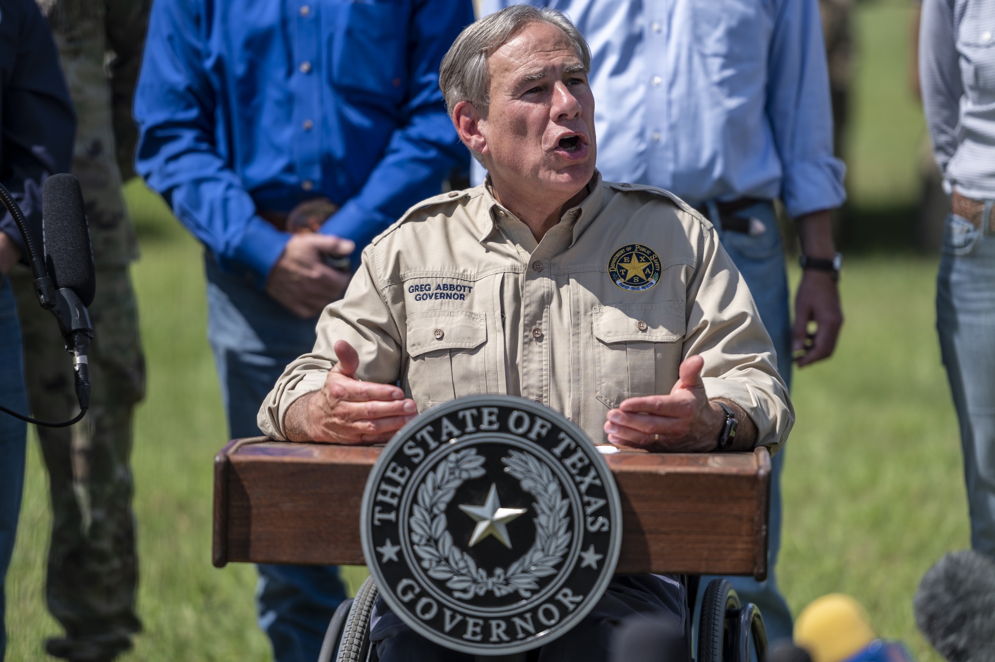Greg Abbott’s Texas Business Allies Want a Pivot From Culture War ...