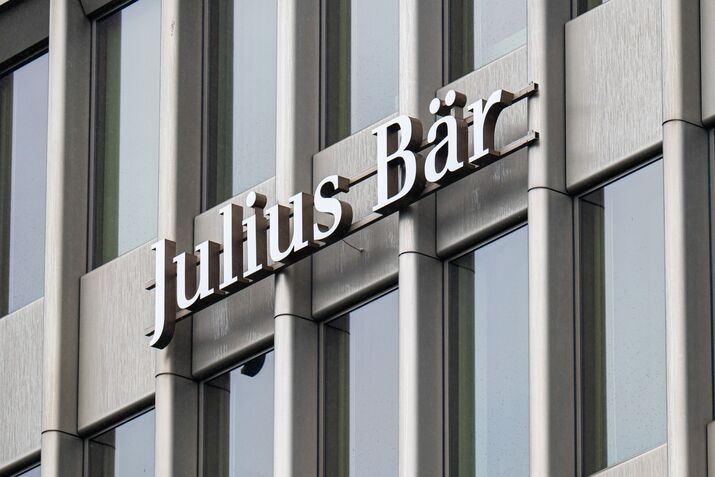 Julius Baer signage.