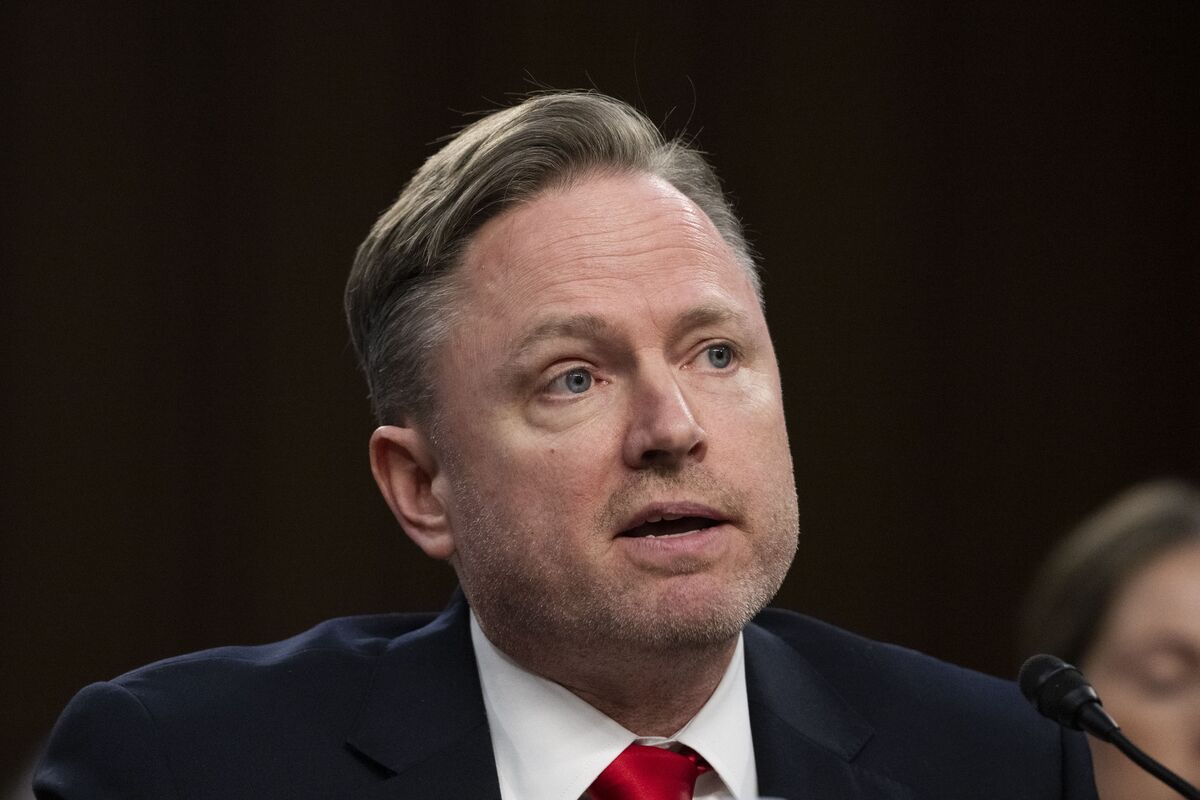 Ex-CIA Officer Tapped to Replace Gabbard Blasted ‘Toxic’ DEI Culture
