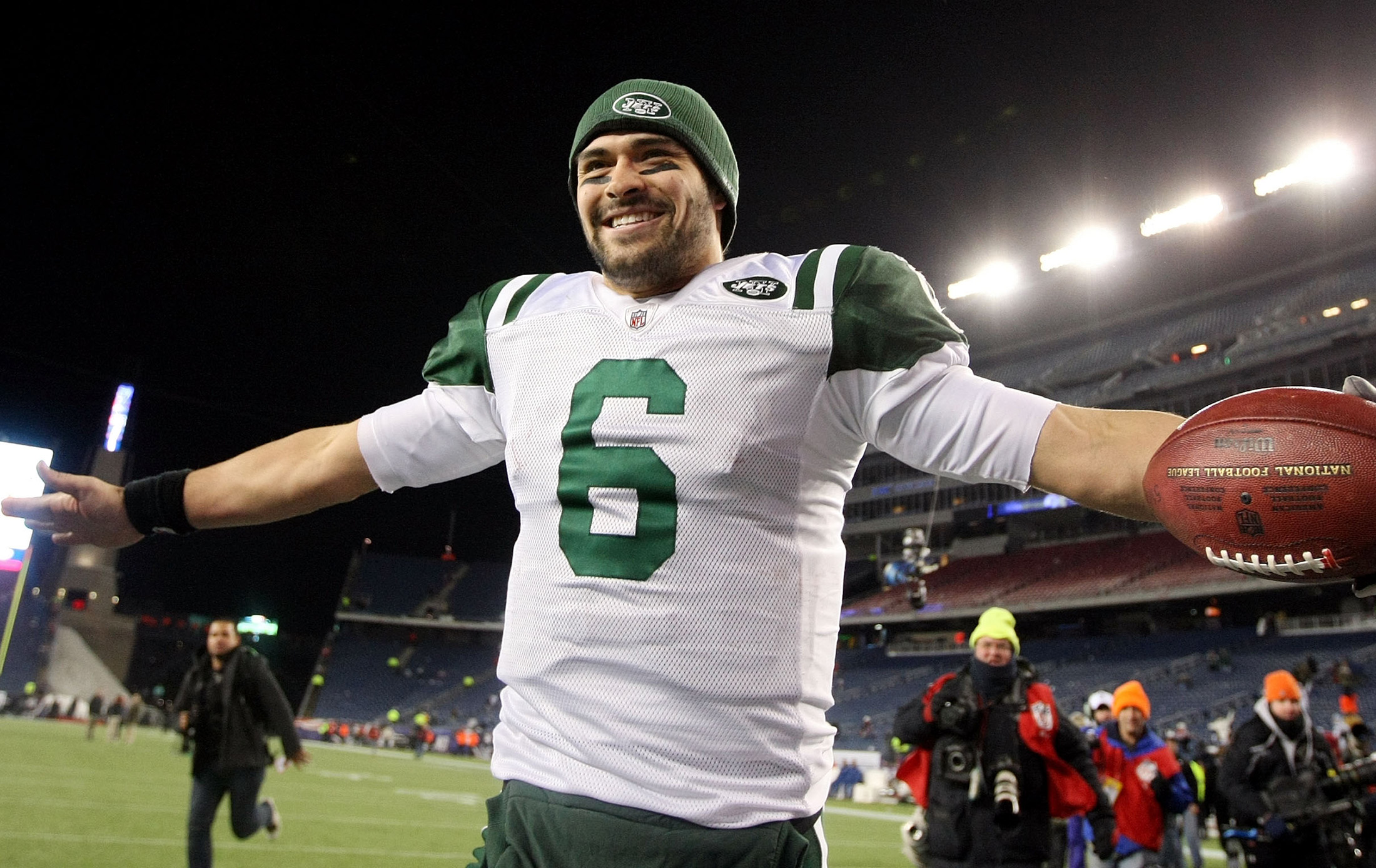 Mark Sanchez, Jake Peavy, and Roy Oswalt Defrauded For Over $30