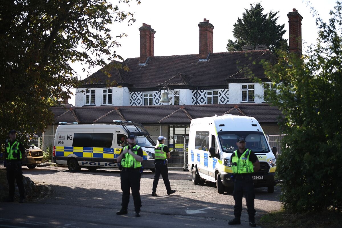 UK Wins Court Challenge Over Housing Asylum Seekers in Hotel Ban