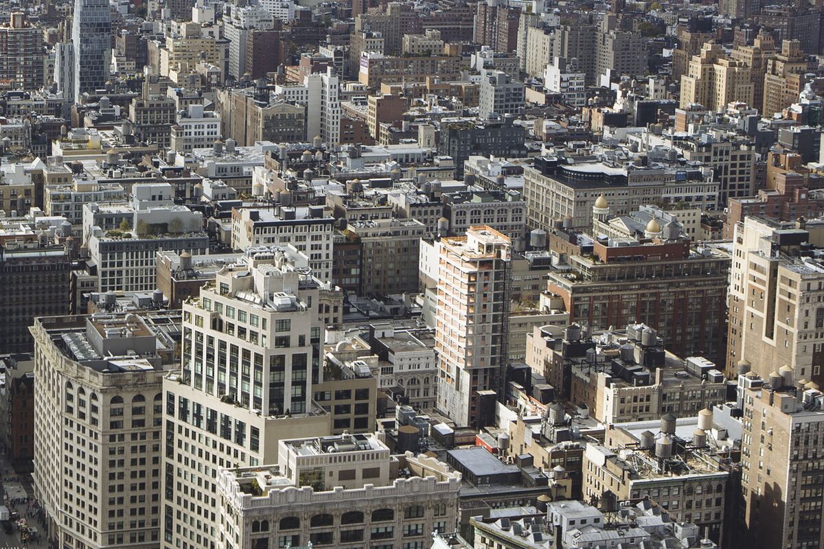 Clearway (CWEN) Shares Rise on 1.9 Billion Thermal Asset Sale to KKR Bloomberg