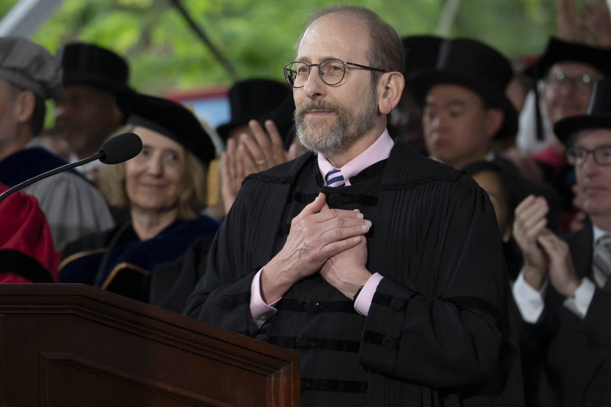 TOPSHOT-US-EDUCATION-HARVARD-GRADUATION