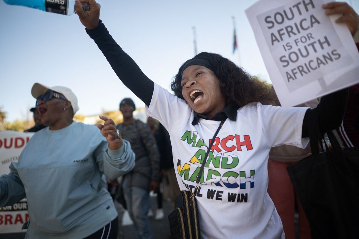 South Africa's Shameful Migrant Attacks Reveal Some Harsh Truths