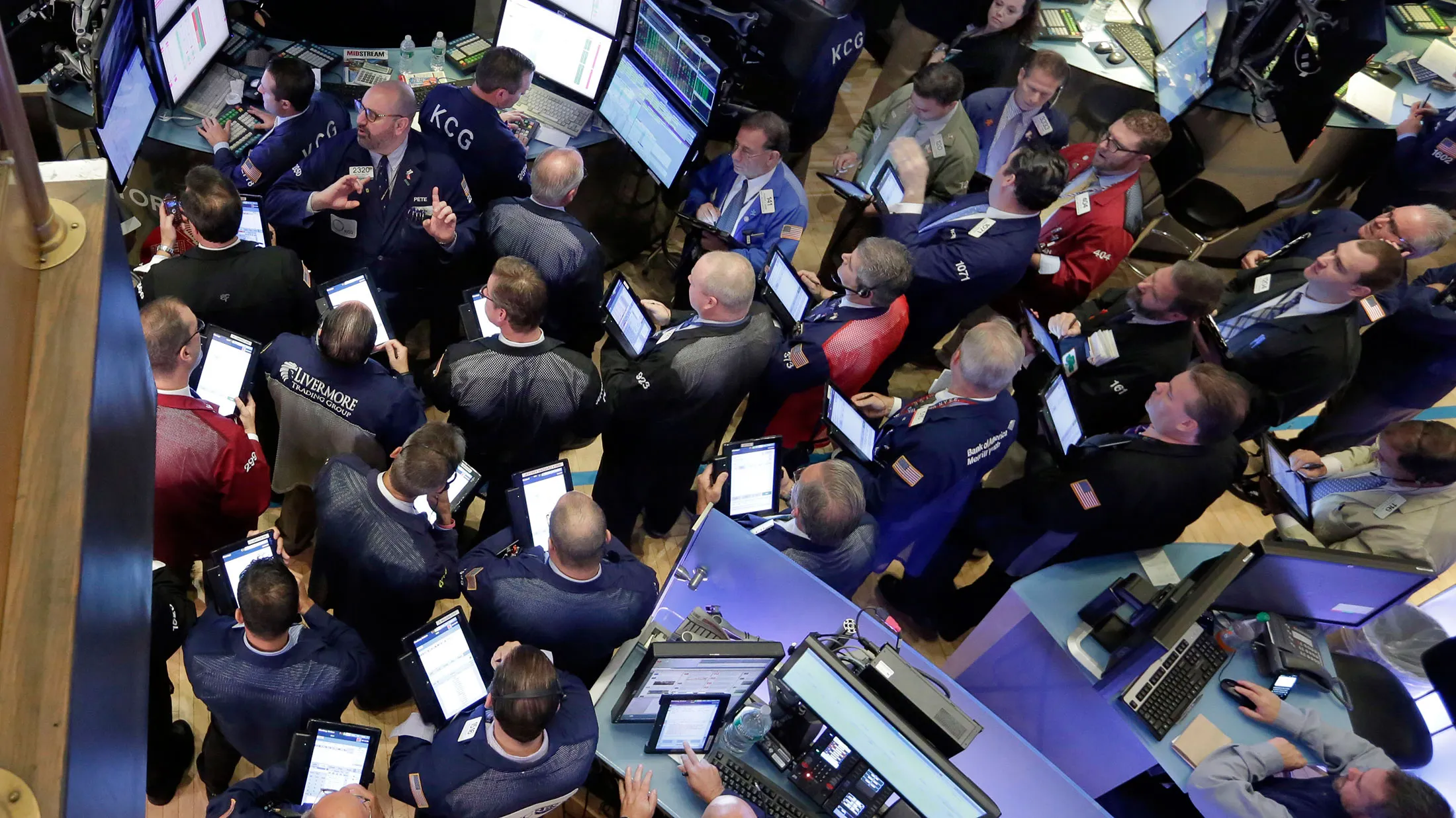 Traders on the floor of the New York Stock Exchange on Oct. 29, 2015.
