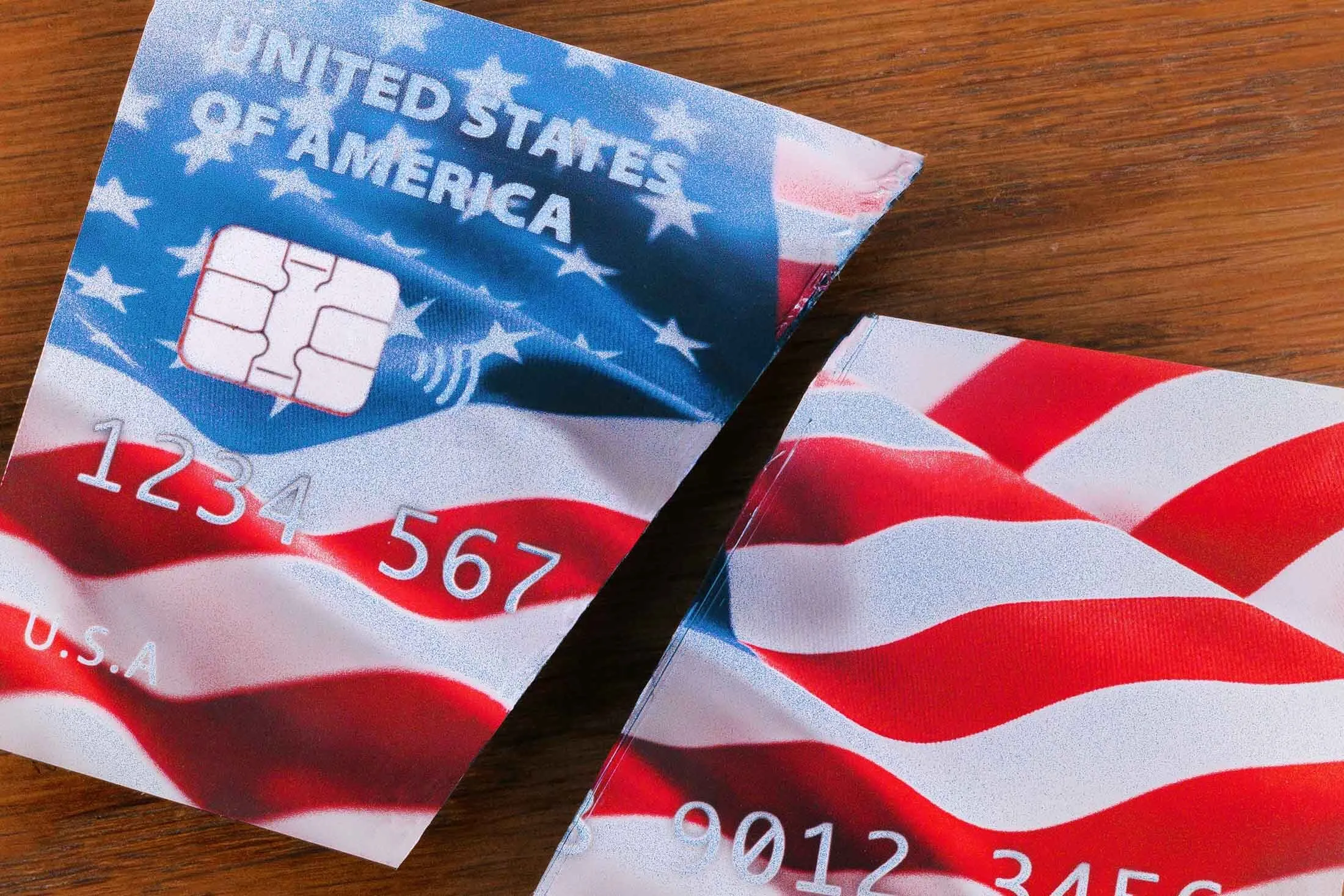 米国債市場の｢パンチ｣が現実突き付ける－トランプ氏の赤字削減プラン