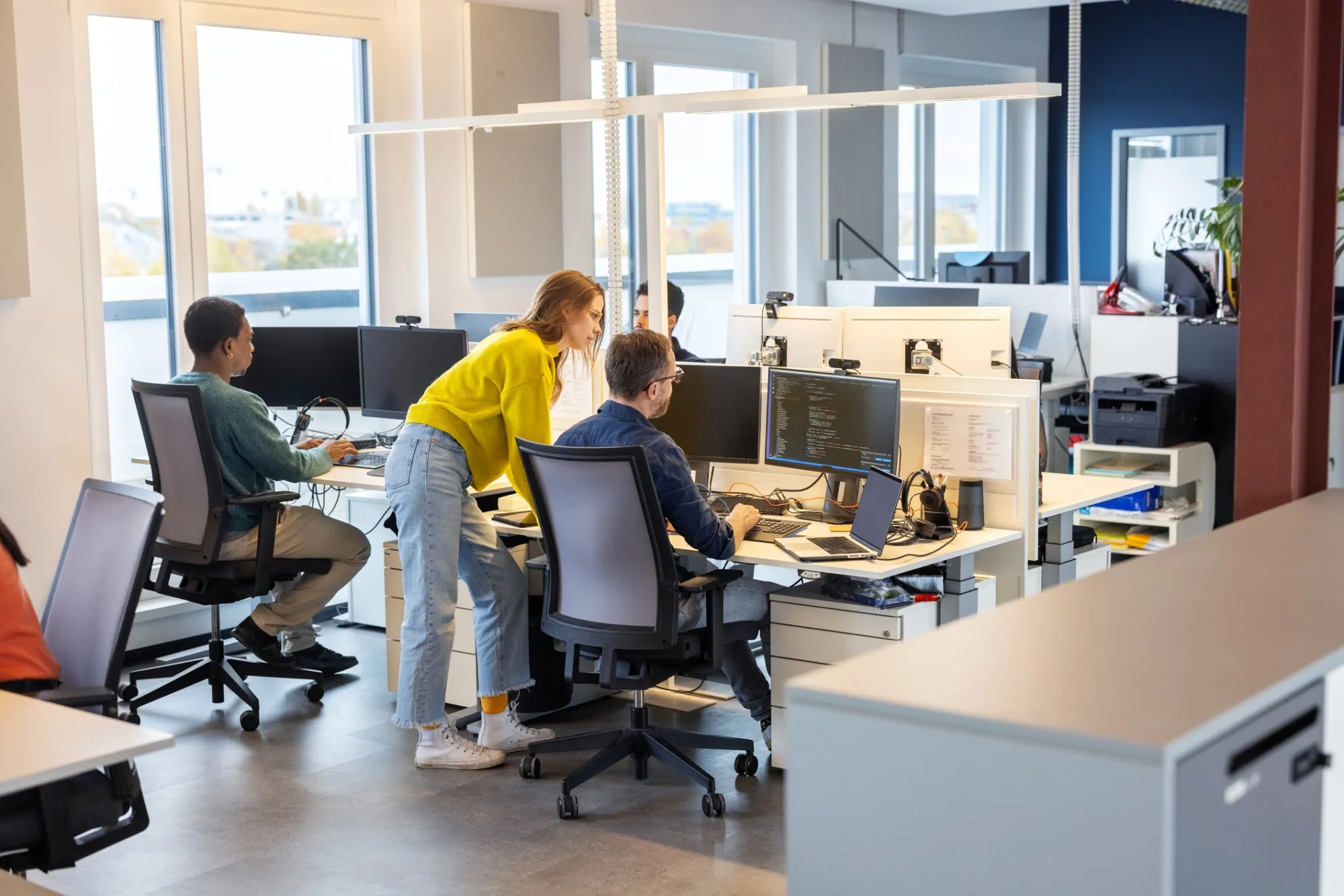 Shiny happy knowledge workers&nbsp;are more productive.