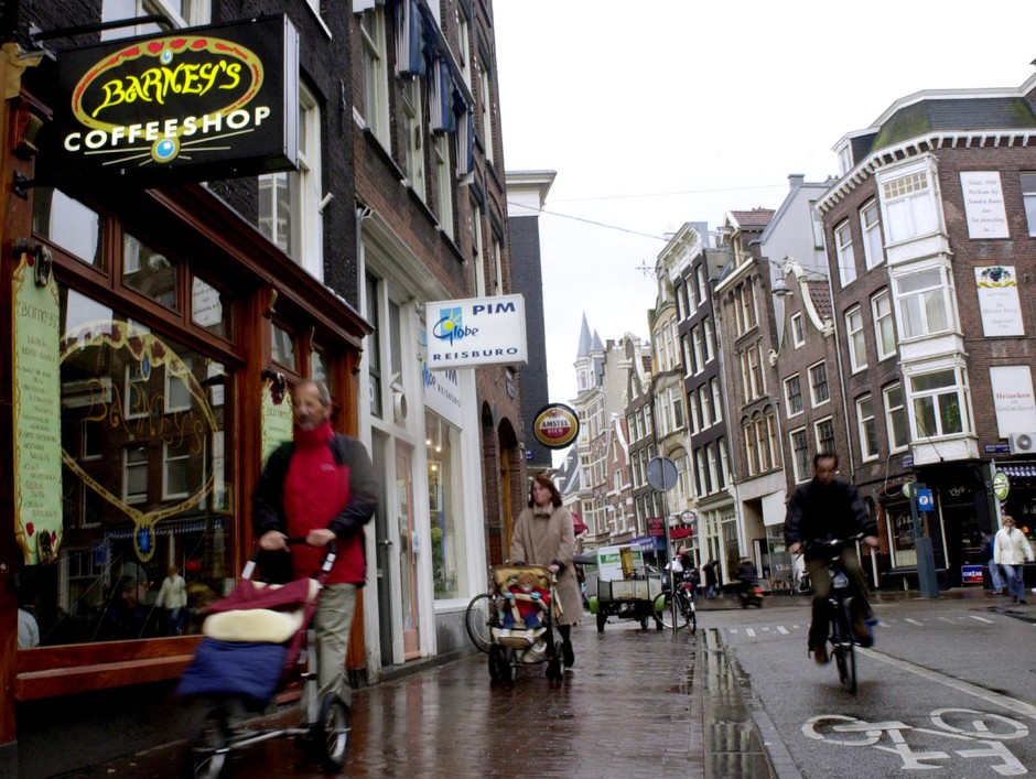 Amsterdam's coffee shops would no longer be a sanctioned tourist attraction if a new plan goes into effect.