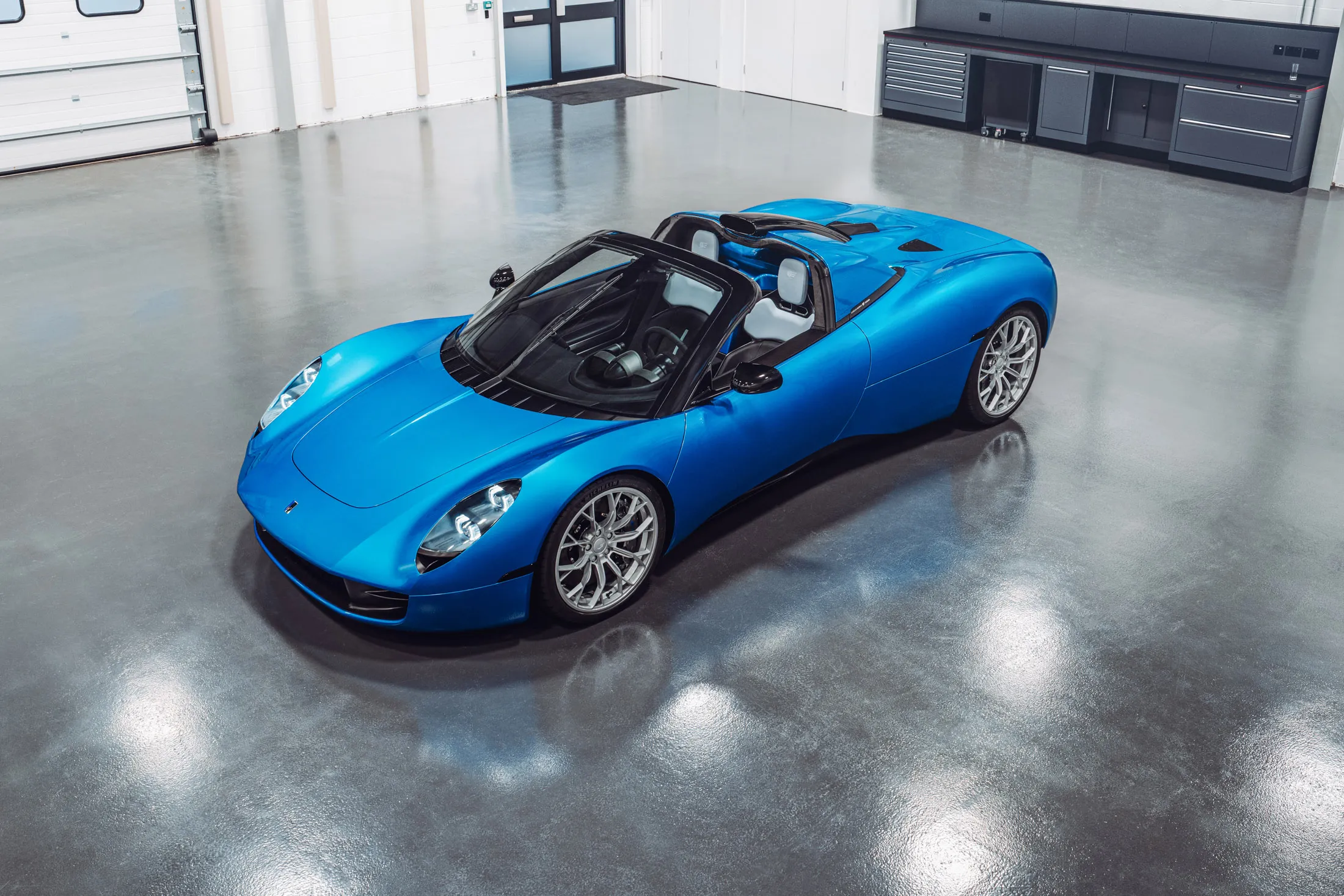 The&nbsp;Gordon Murray Automotive&nbsp;T.33 Spider is slated to cost&nbsp;$2.3 million.&nbsp;