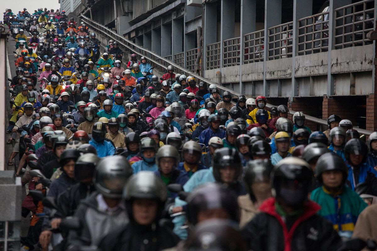 Taiwan Stocks Draw Foreign Buying as Bull Market Approaches - Bloomberg