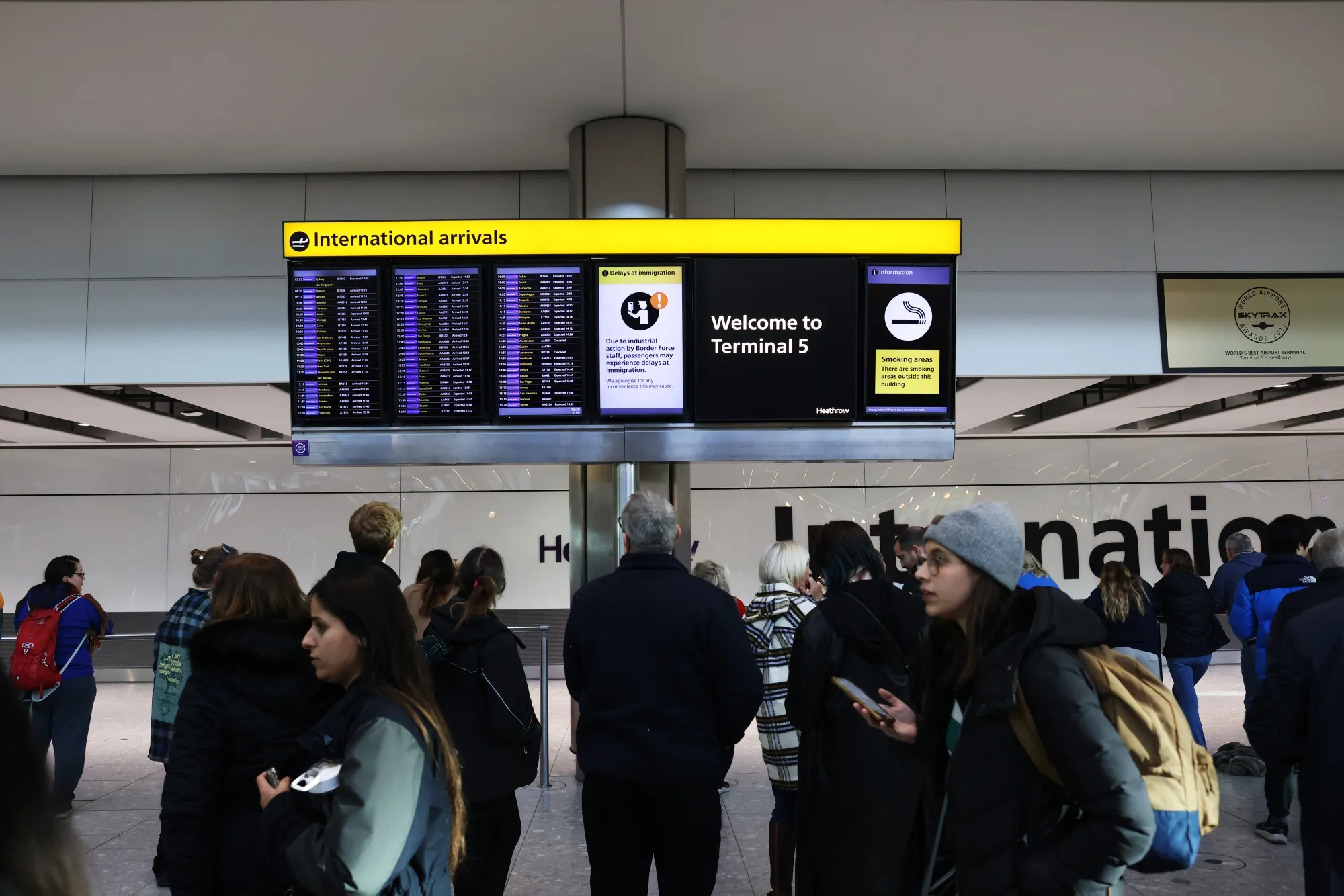 UK Travelers Ahead of Christmas Weekend