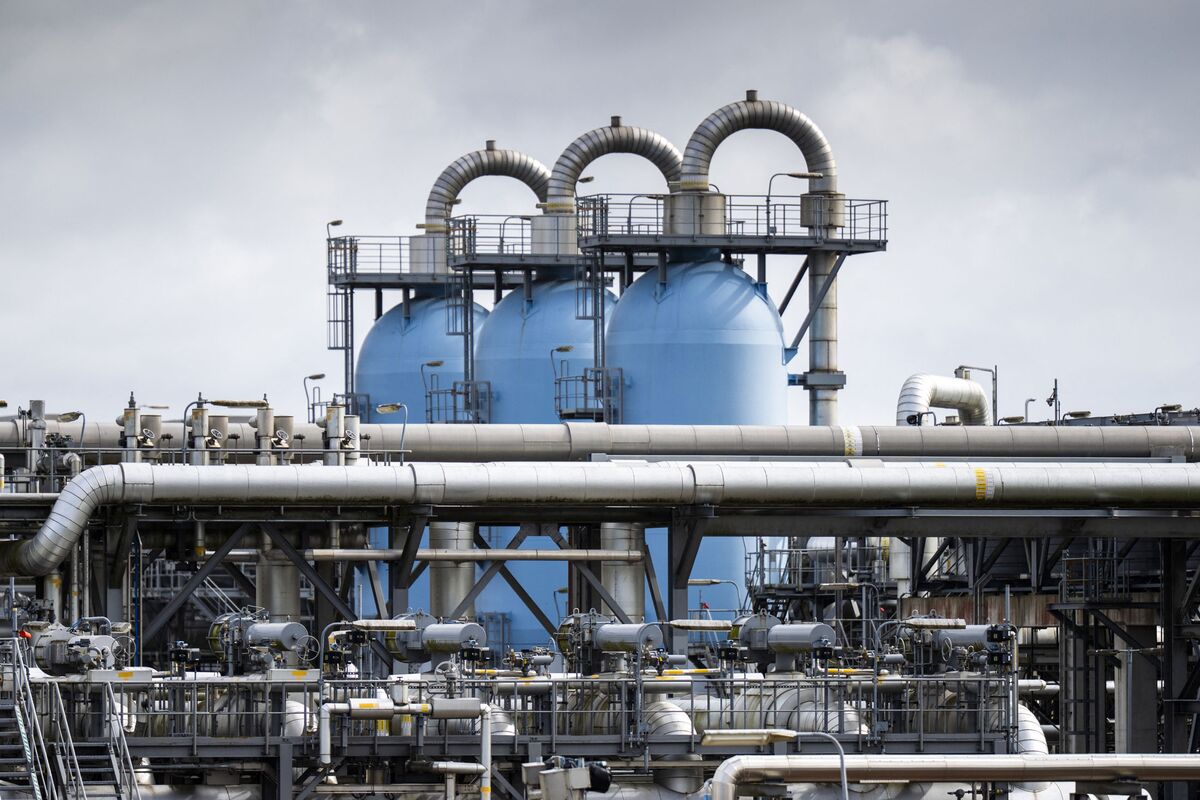 bloomberg.com - Patrick Van Oosterom - Netherlands Backs $1.2 Billion Subsidy to Refill Gas Inventories