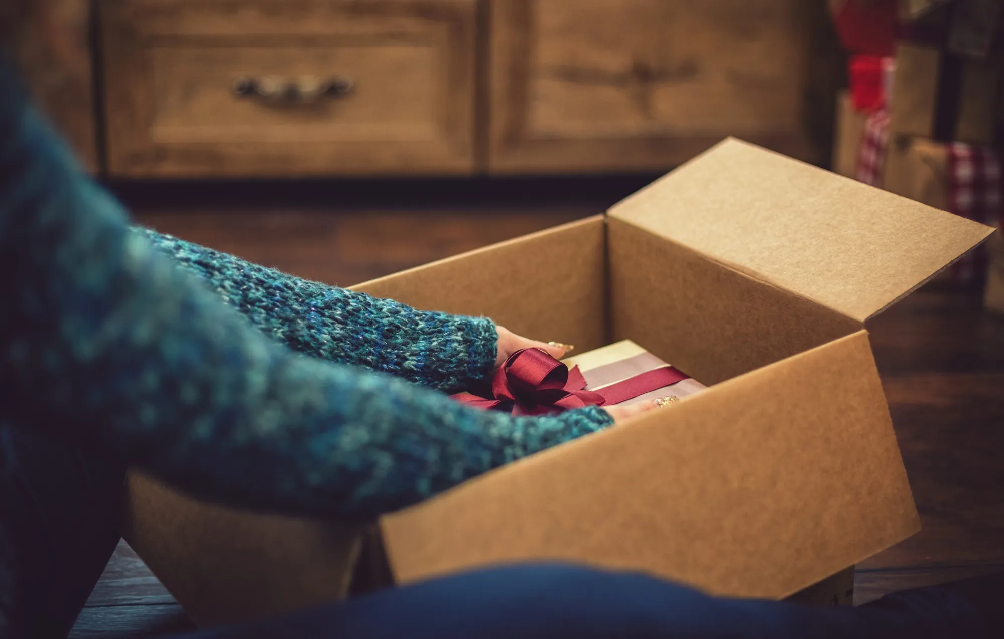 Consumers and retailers are grappling with higher-than-ever holiday shipping costs this year.&nbsp;&nbsp;