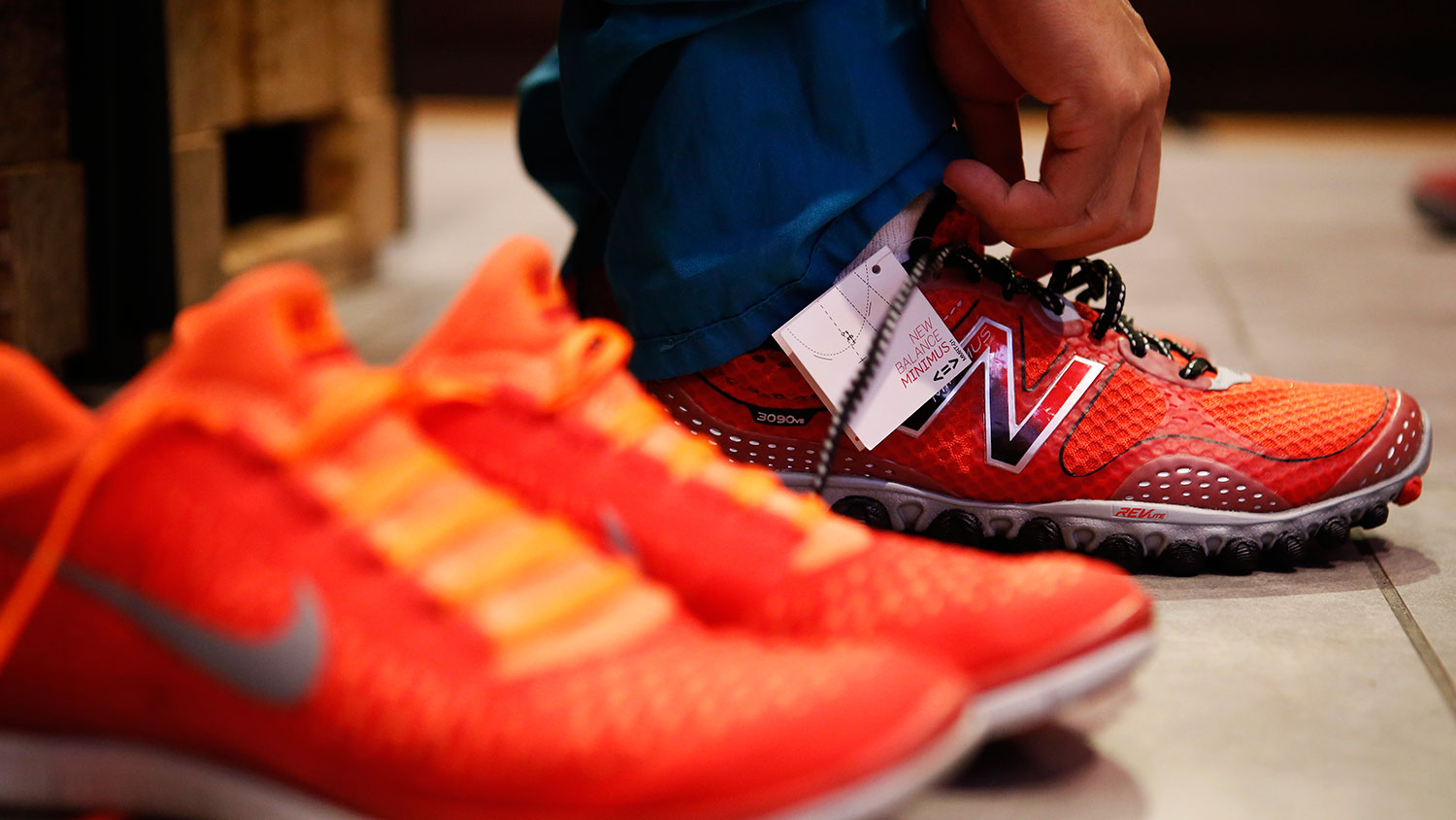 New Balance Close To Win In Buy-America Foot Race For Military - Bloomberg