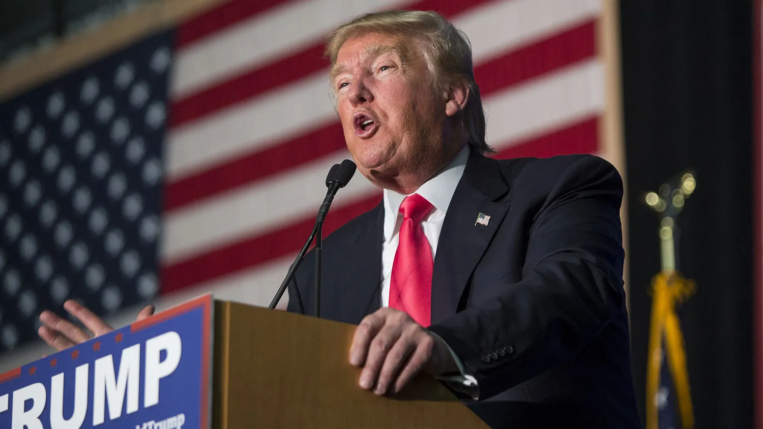 Donald Trump speaks during a campaign event in Mildford, New Hampshire, on Feb. 2, 2016.
