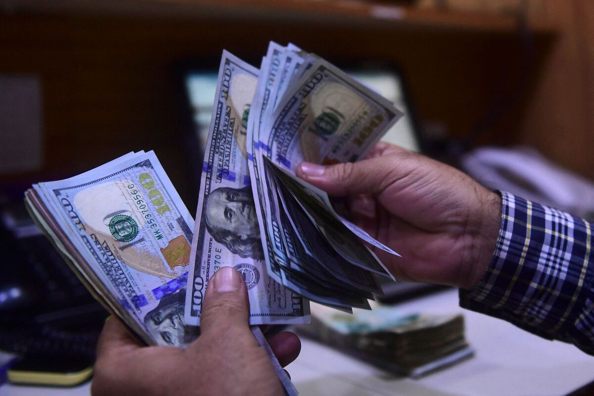 <strong>The Dollar’s Dominance Is Unwinding in Asia</strong>