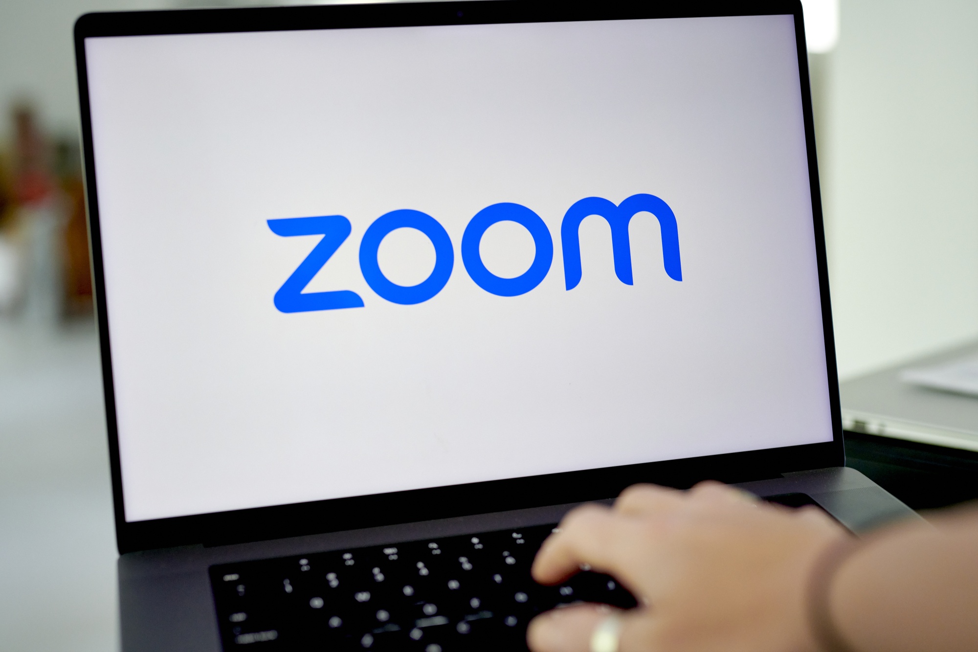 Zoom (ZM) Raises Annual Sales Forecast, Signaling Customers' Faith ...