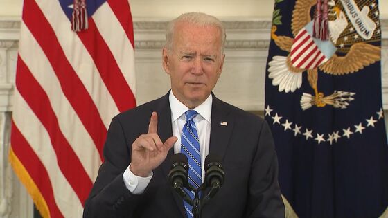 Biden Dismisses Inflation Worries, Warns on Hiring Difficulties