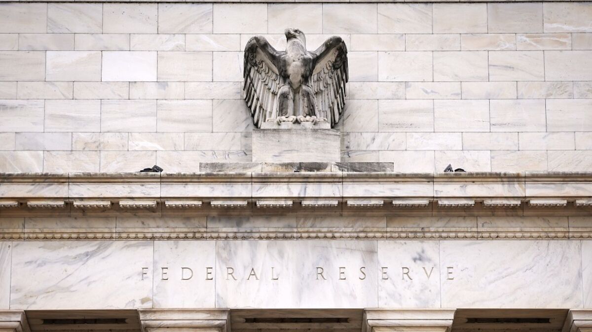 Federal Reserve May Cut Interest Rates Three Times in 2024: Julius Baer