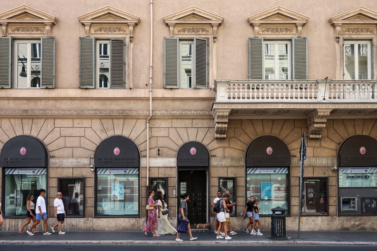Paschi Board Is Said to Approve Bids for BPM, Banca Generali