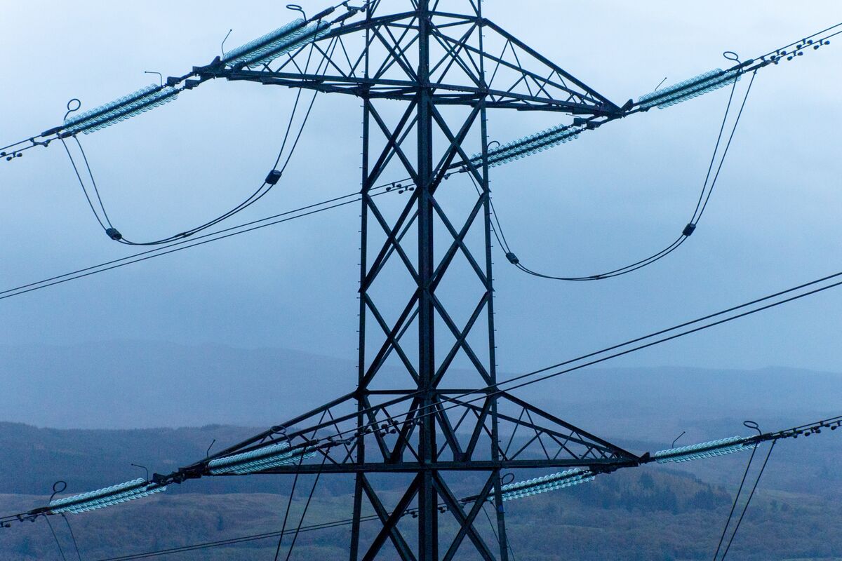 UK Grid Warns Record Low Power Use to Test Network This Summer