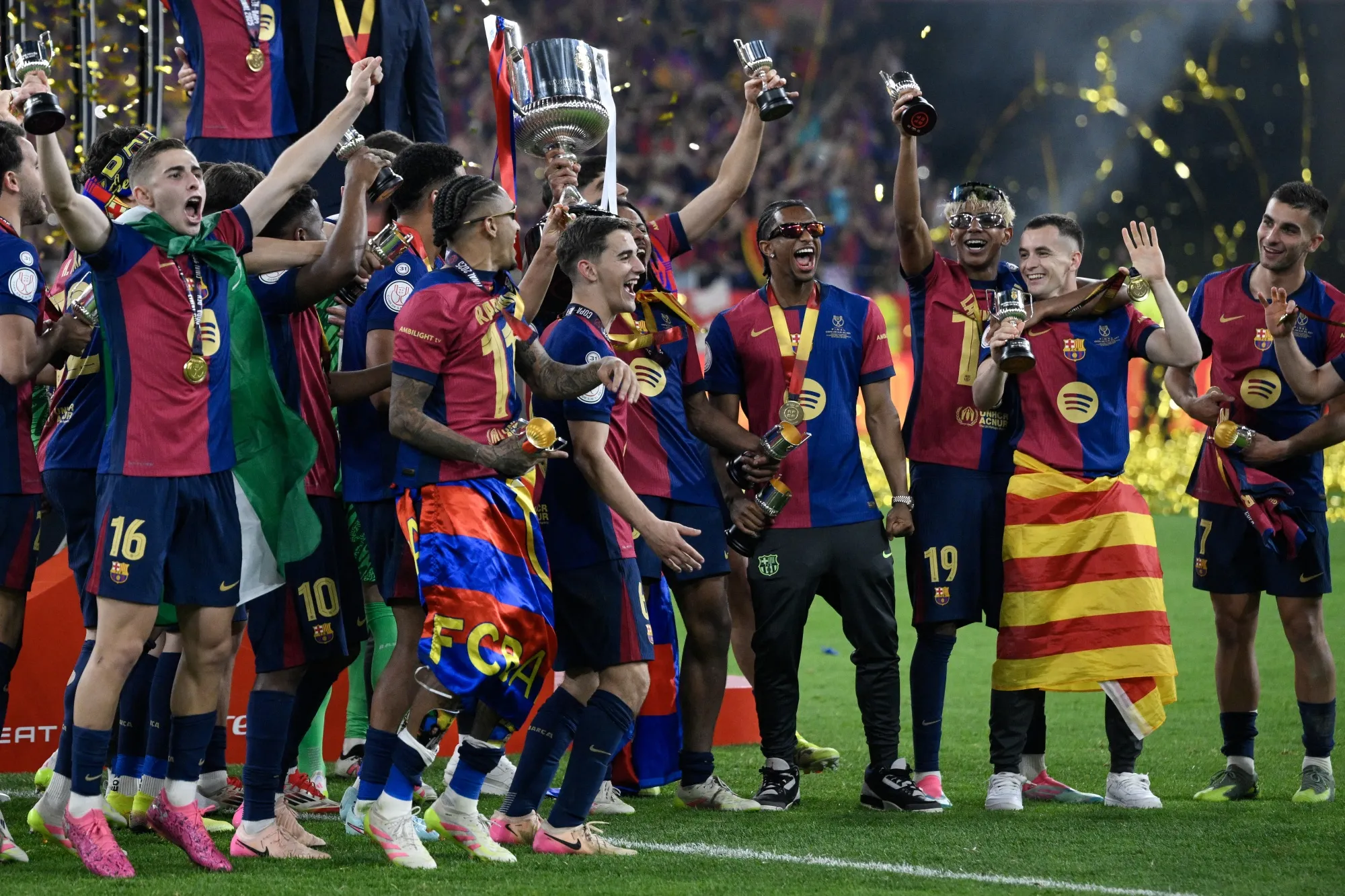 Barcelona edges Real Madrid in extra time to win Copa del Rey final ...