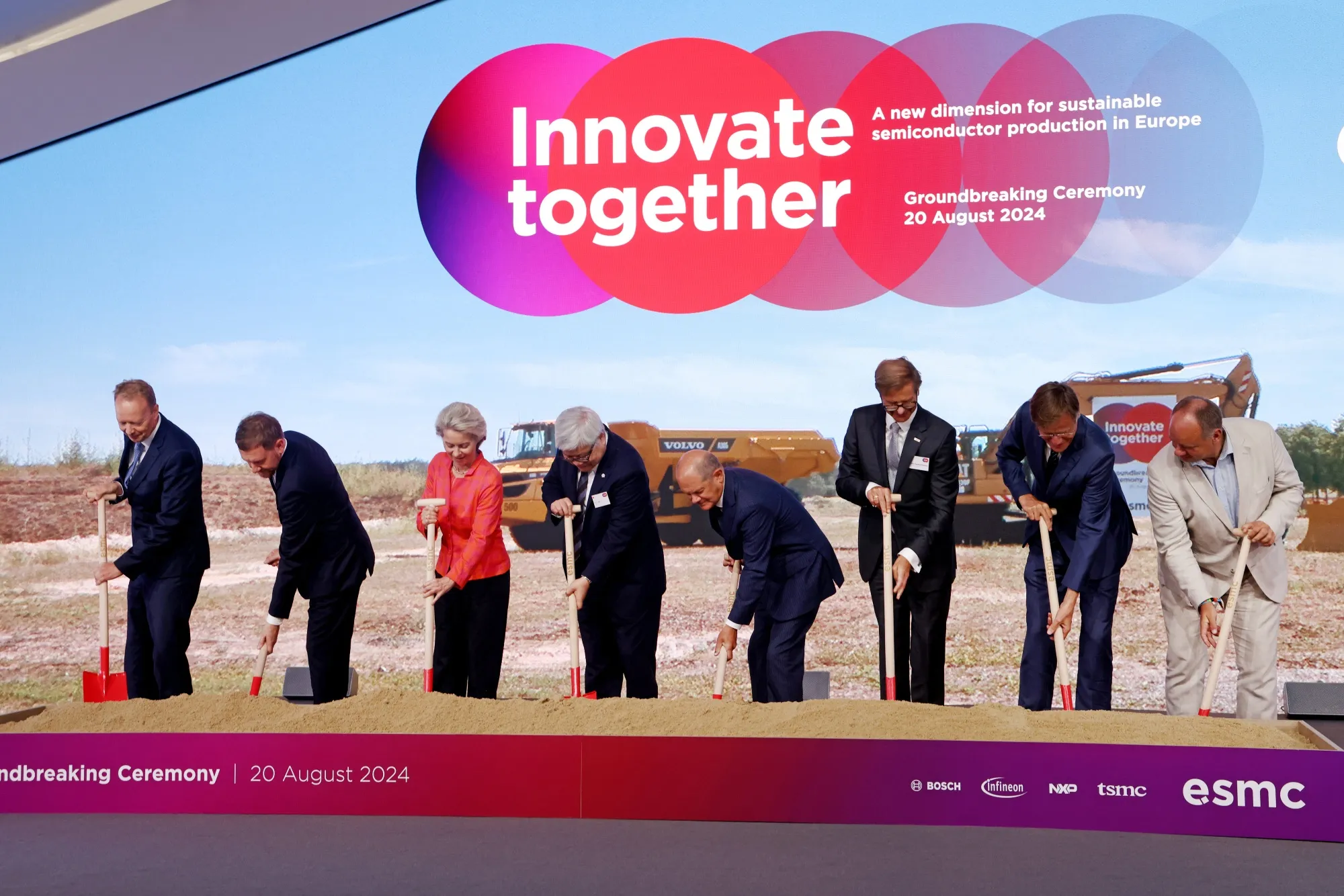 Ursula von der Leyen, C.C. Wei and Olaf Scholz, at the ESMC ground-breaking ceremony in Dresden.