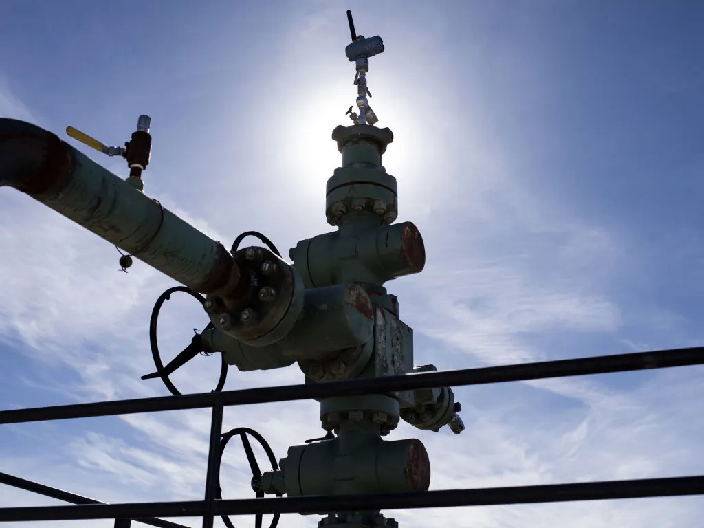 A completed Royal Dutch Shell Plc "Christmas tree" well stands near Mentone, Texas, U.S., on Thursday, March 2, 2017. Exxon Mobil Corp., Royal Dutch Shell and Chevron Corp., are jumping into American shale with gusto, planning to spend a combined $10 billion this year, up from next to nothing only a few years ago.