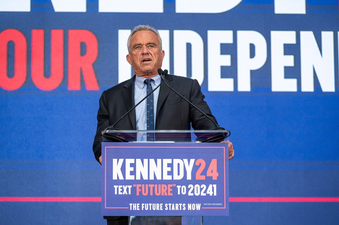 RFK Jr. Endorses Trump, Ends 2024 Presidential Campaign Bloomberg