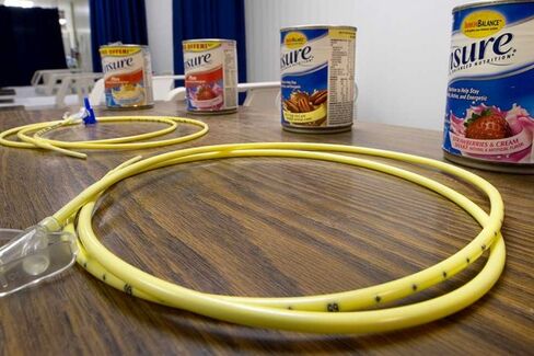 A Navy Nurse Is Refusing to Force-Feed a Guantanamo Inmate