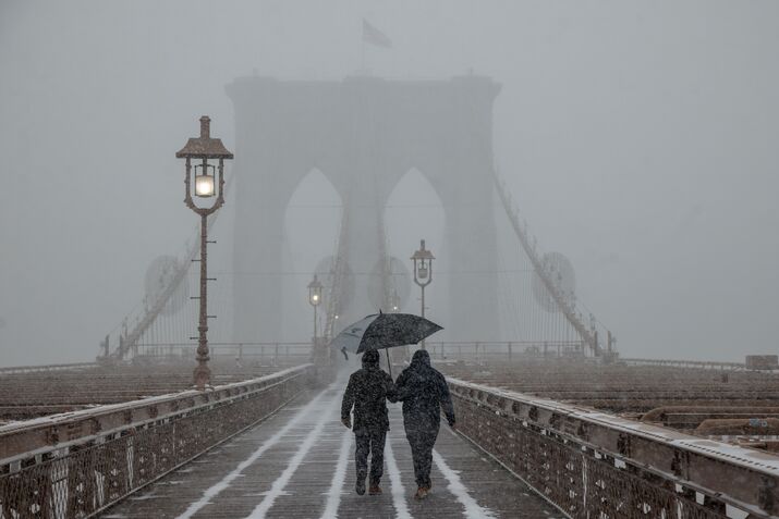US Winter Storm Prompts Power Grid Emergencies, Travel Chaos