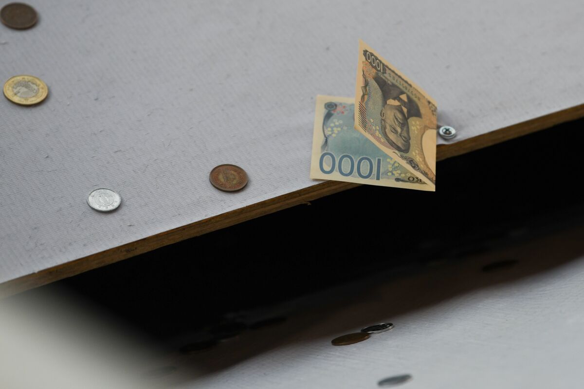 Japan Trading Houses Call for Stable Yen to Protect Investments