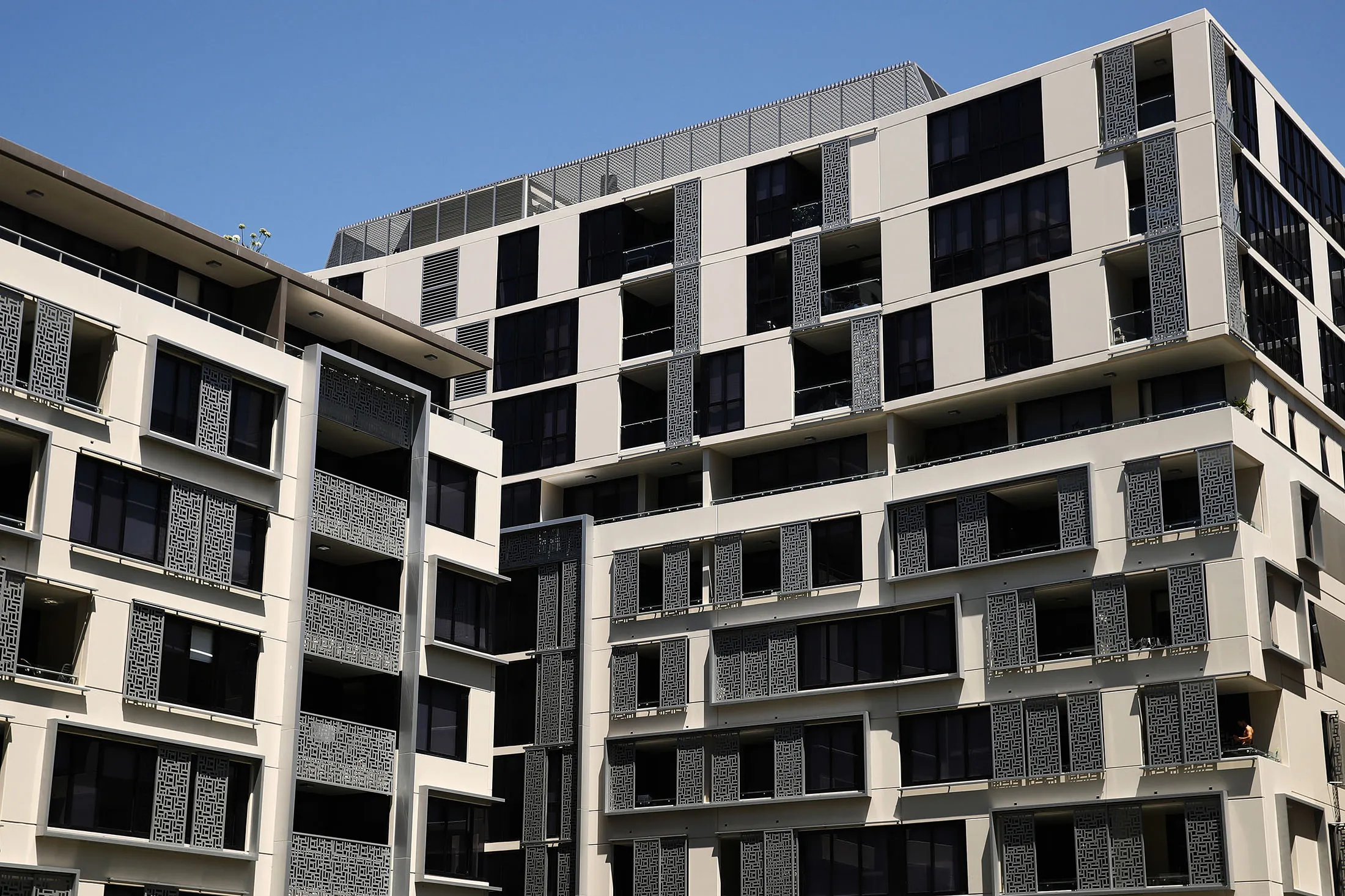 Sydney Home Prices Fall Most In 30 Years As Slump Deepens