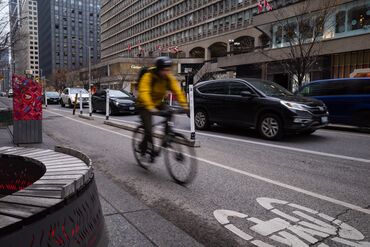 In Traffic-Weary Toronto, a Battle Breaks Out Over Bike Lanes