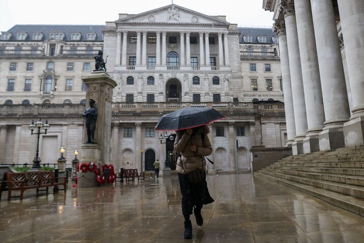 Commuters Return To The City of London Financial District in 2022