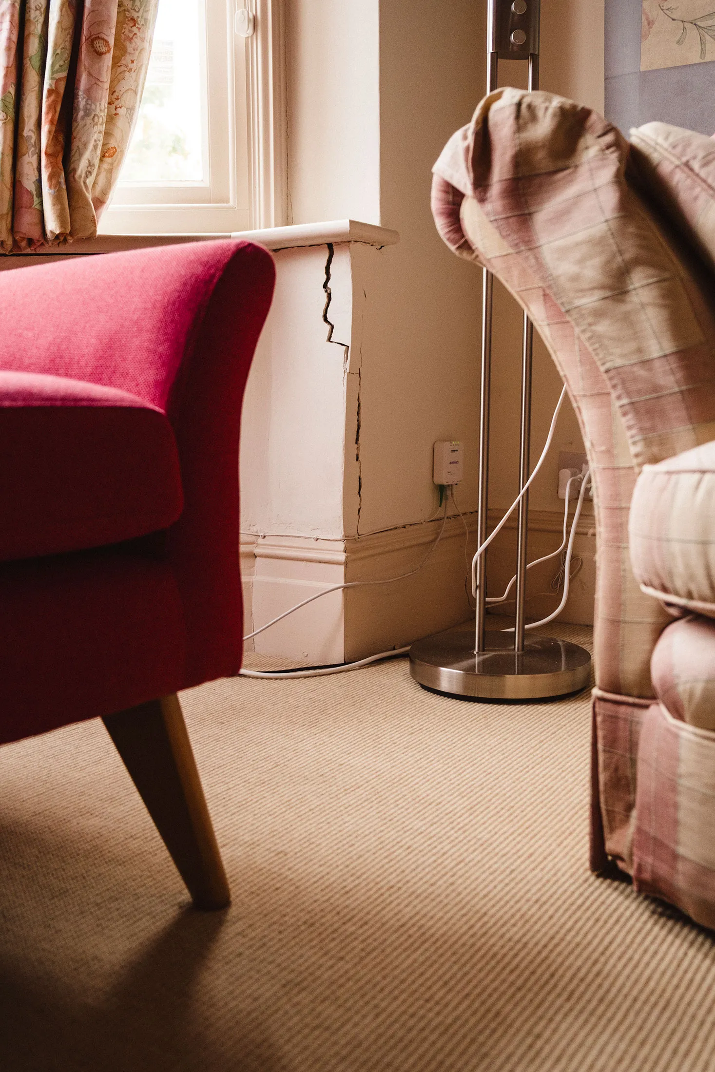 Multimillion-Pound London Homes Hit by Sudden, Gaping Cracks - Bloomberg