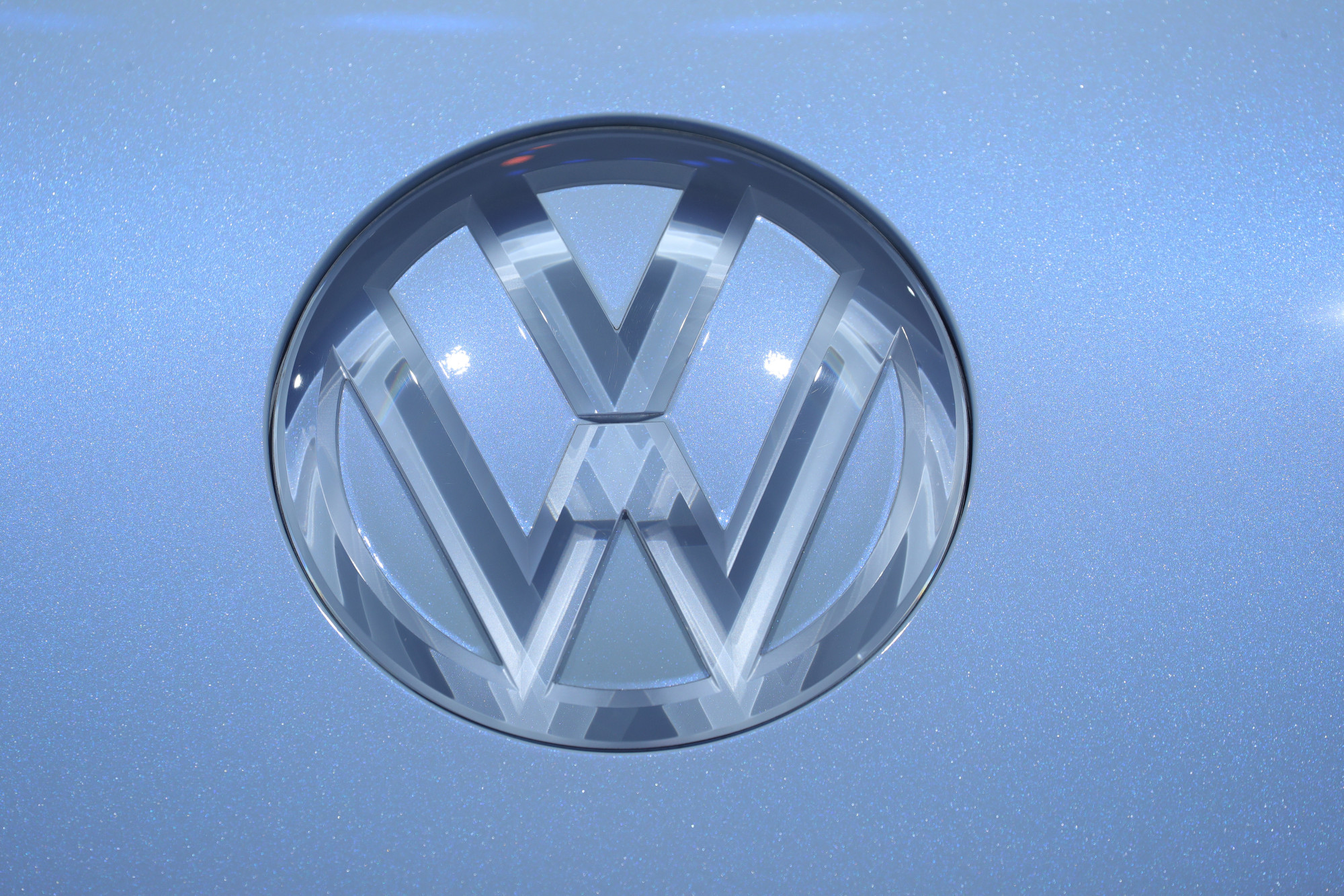 Vw Fired 4 Staff For Breaching Rules In Compliance Crackdown Bloomberg