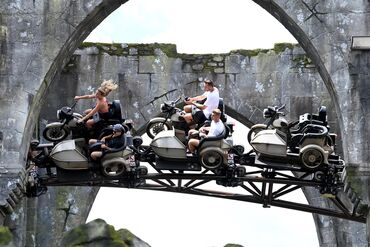 Chelsea Players visit Universal Orlando Resort