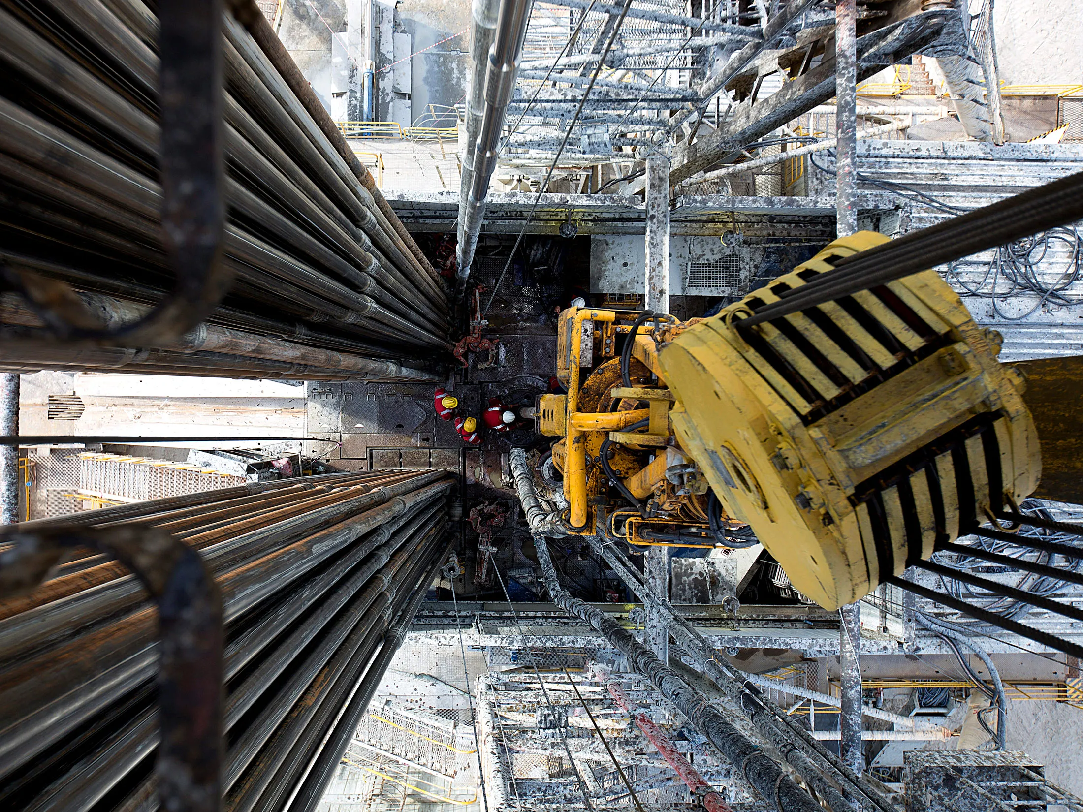 It’s a stark contrast to the state of affairs at the start of 2015, when the free fall in oil and other commodities raised the specter of a global deflationary spiral and pushed central banks from Europe to China to act and stimulate demand.

