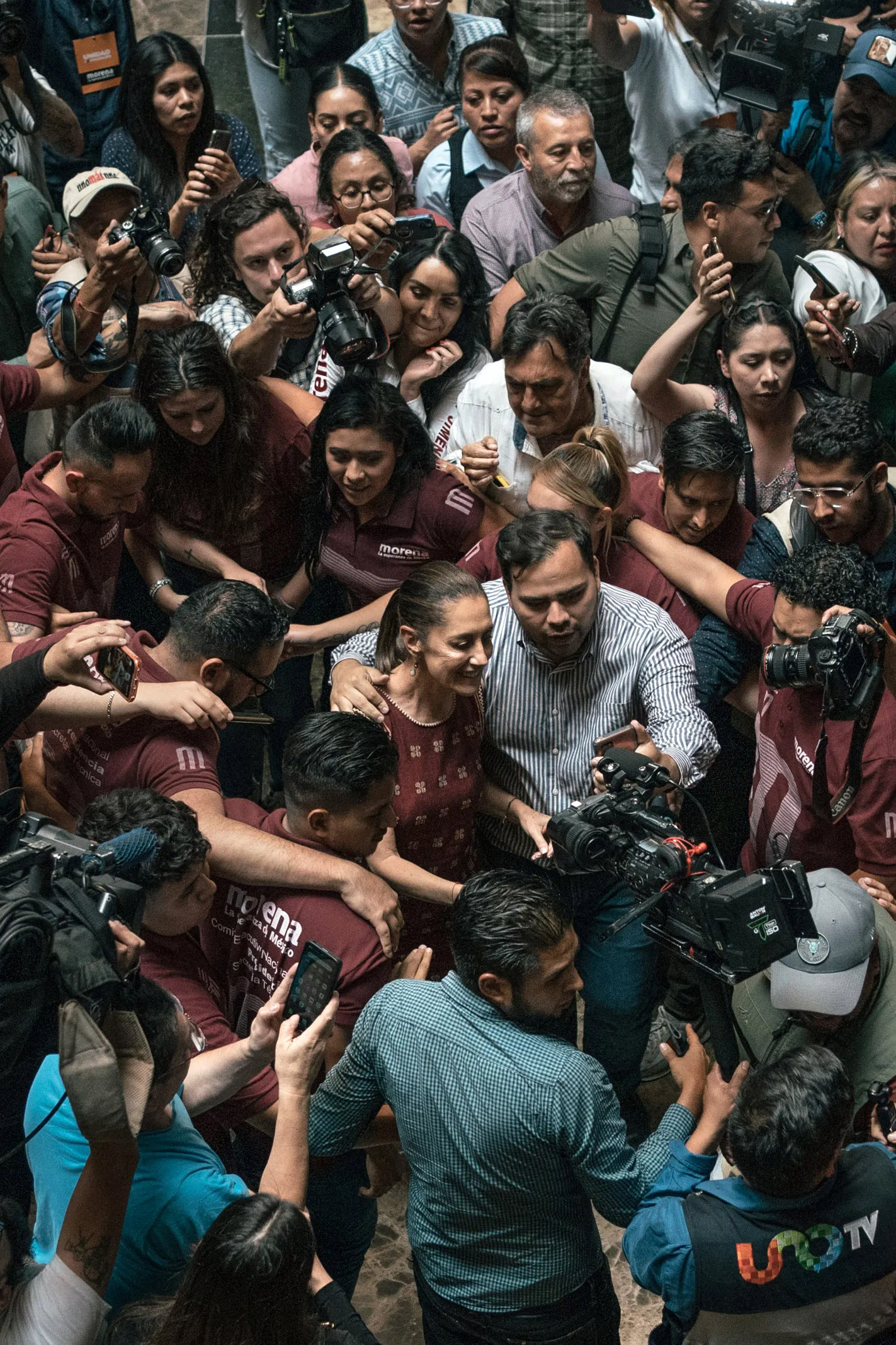 Sheinbaum oversaw the electrification of Mexico City’s buses and covered the huge Central de Abasto food market with solar panels.