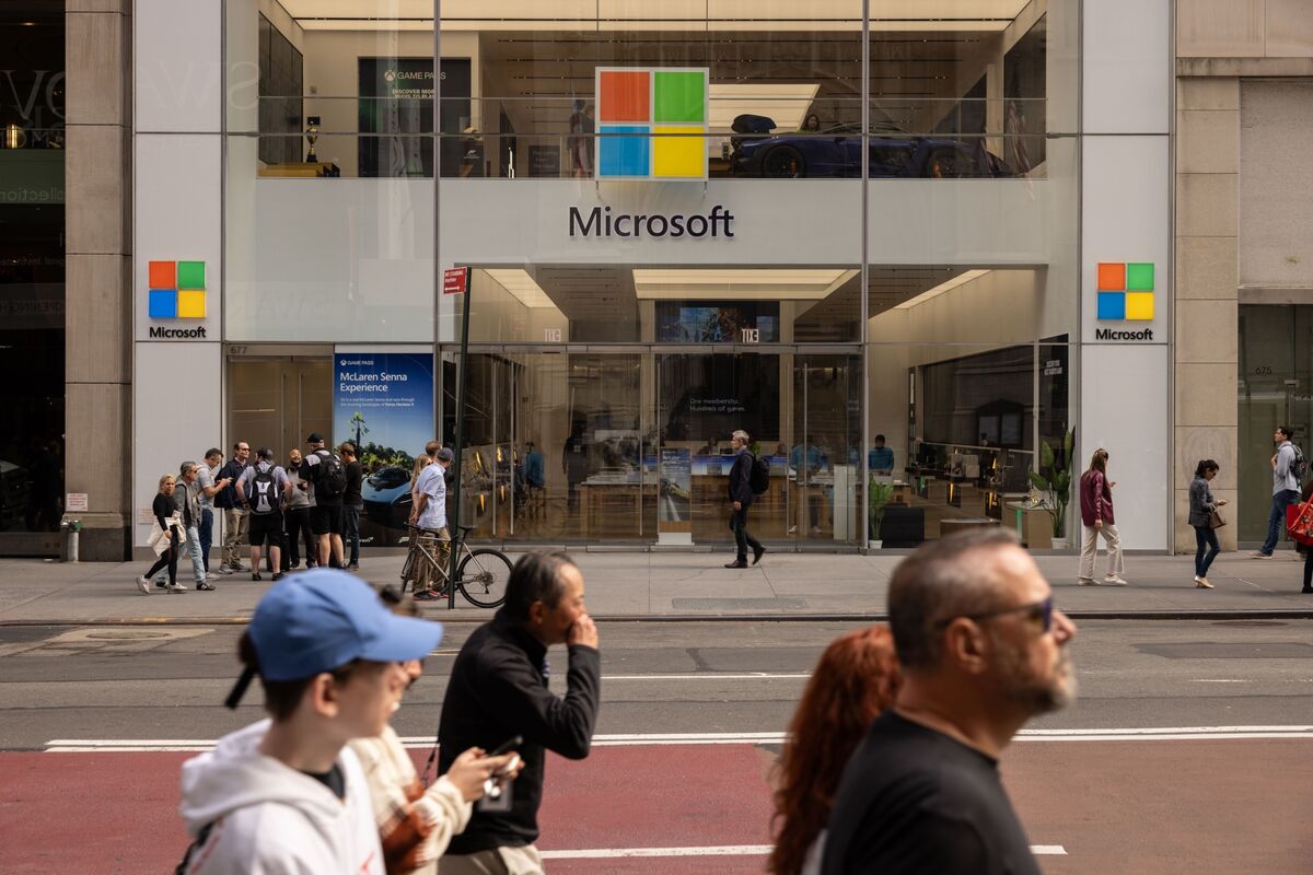 🟪"Microsoft tocca nuovi vertici: il trionfo nel settore dell'intelligenza artificiale"